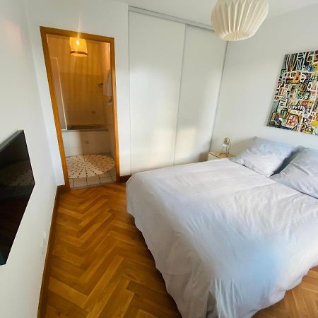 Appartement Saint Claude - Centre Port ลาโรแชล ภายนอก รูปภาพ
