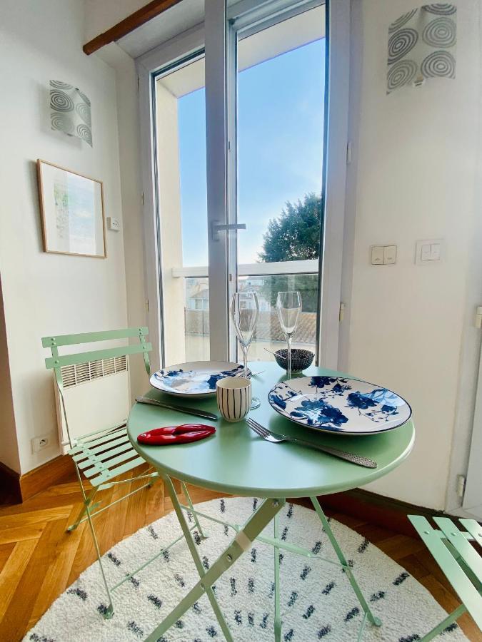 Appartement Saint Claude - Centre Port ลาโรแชล ภายนอก รูปภาพ